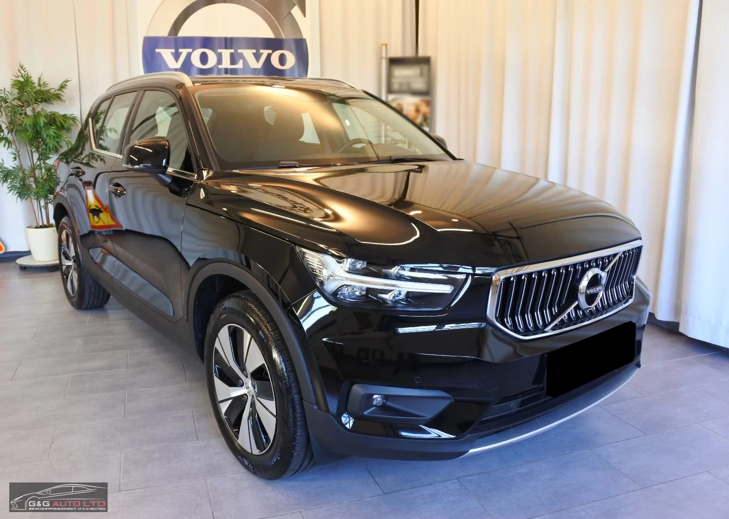Volvo XC40 T5/INSCRIPTION-EXP./261HP/ACC/CARPLAY/KLESS/640f | Mobile.bg   1