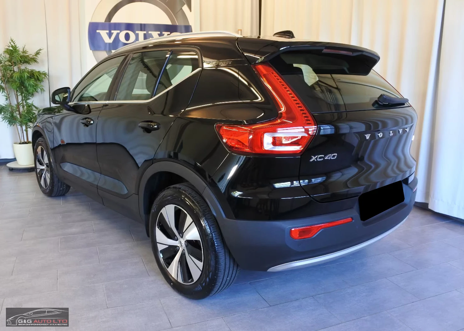 Volvo XC40 T5/INSCRIPTION-EXP./261HP/ACC/CARPLAY/KLESS/640f - изображение 5