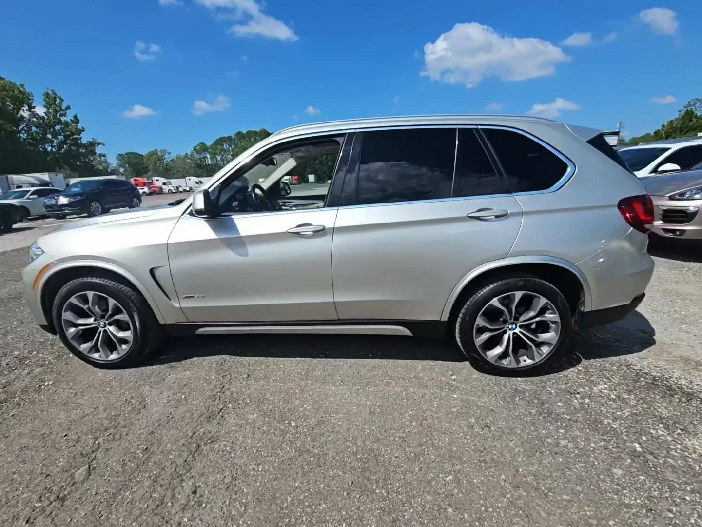 BMW X5 xDrive* CARFAX* БЕЗ ПЪРВОНАЧАЛНА*  - изображение 2