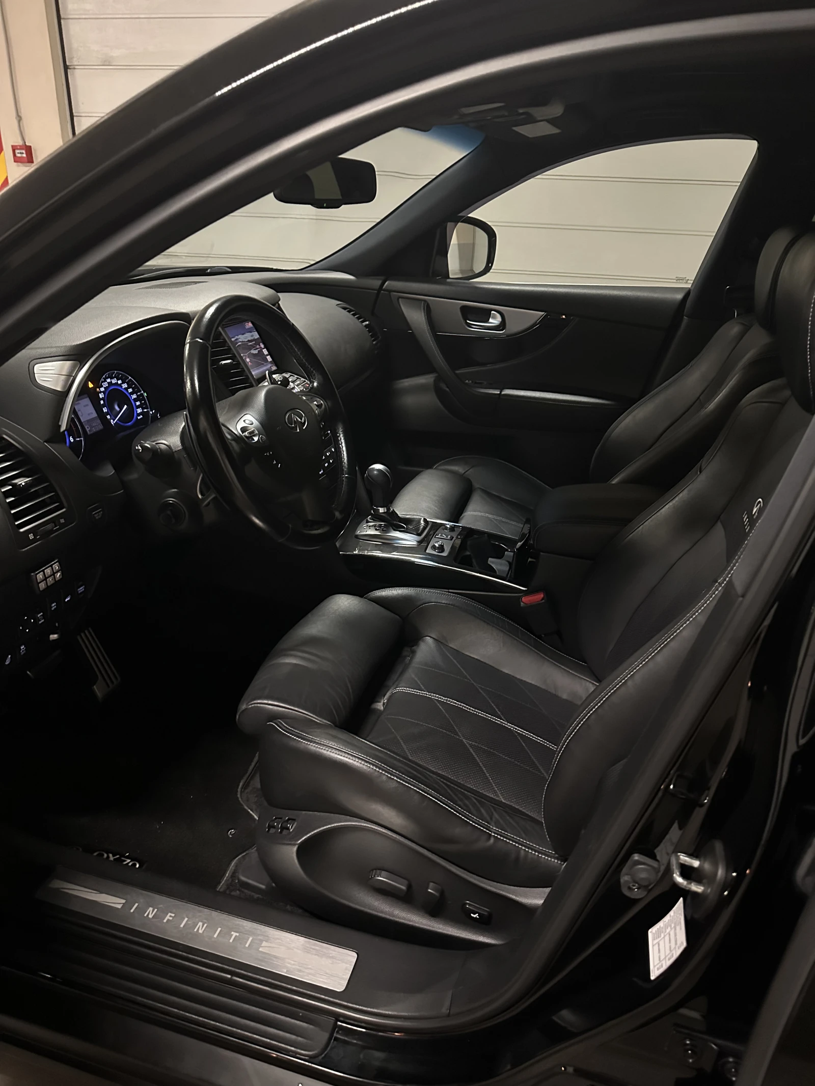 Infiniti Fx 30 D S Premium (N1) - изображение 7