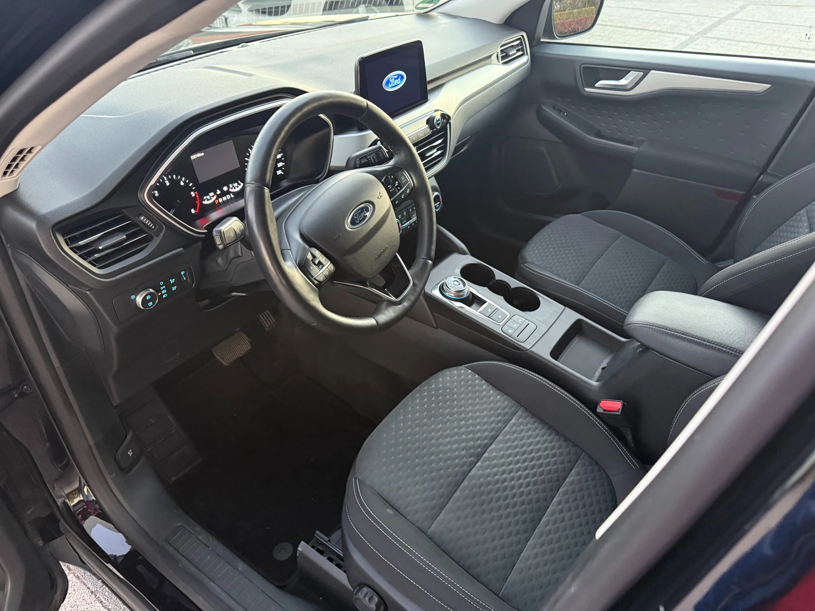 Ford Kuga 2.0TDCI 44  | Mobile.bg   11