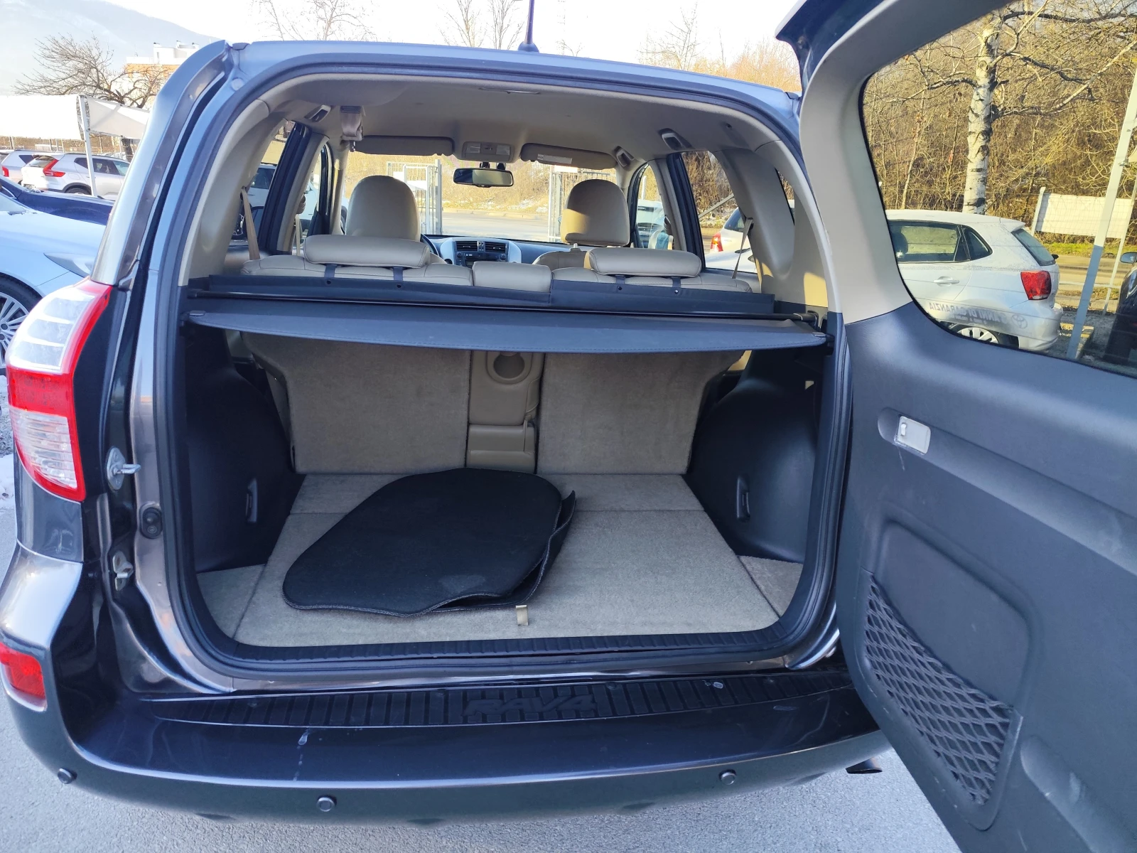 Toyota Rav4 2.2D* CROSSOVER* 4X4* ���������* EURO5A*  | Mobile.bg � ����������� 15