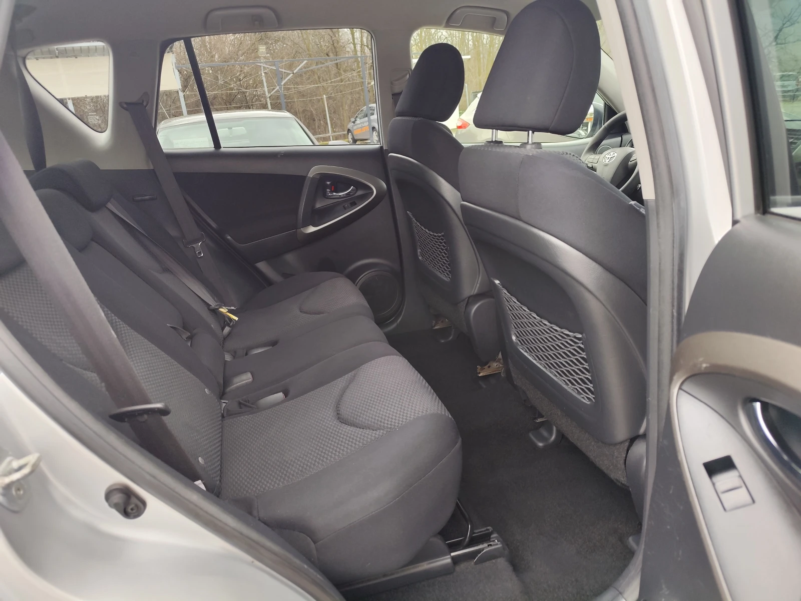 Toyota Rav4 2.2D-4D* CROSSOVER* 4X4* EURO5A*  | Mobile.bg � ����������� 11