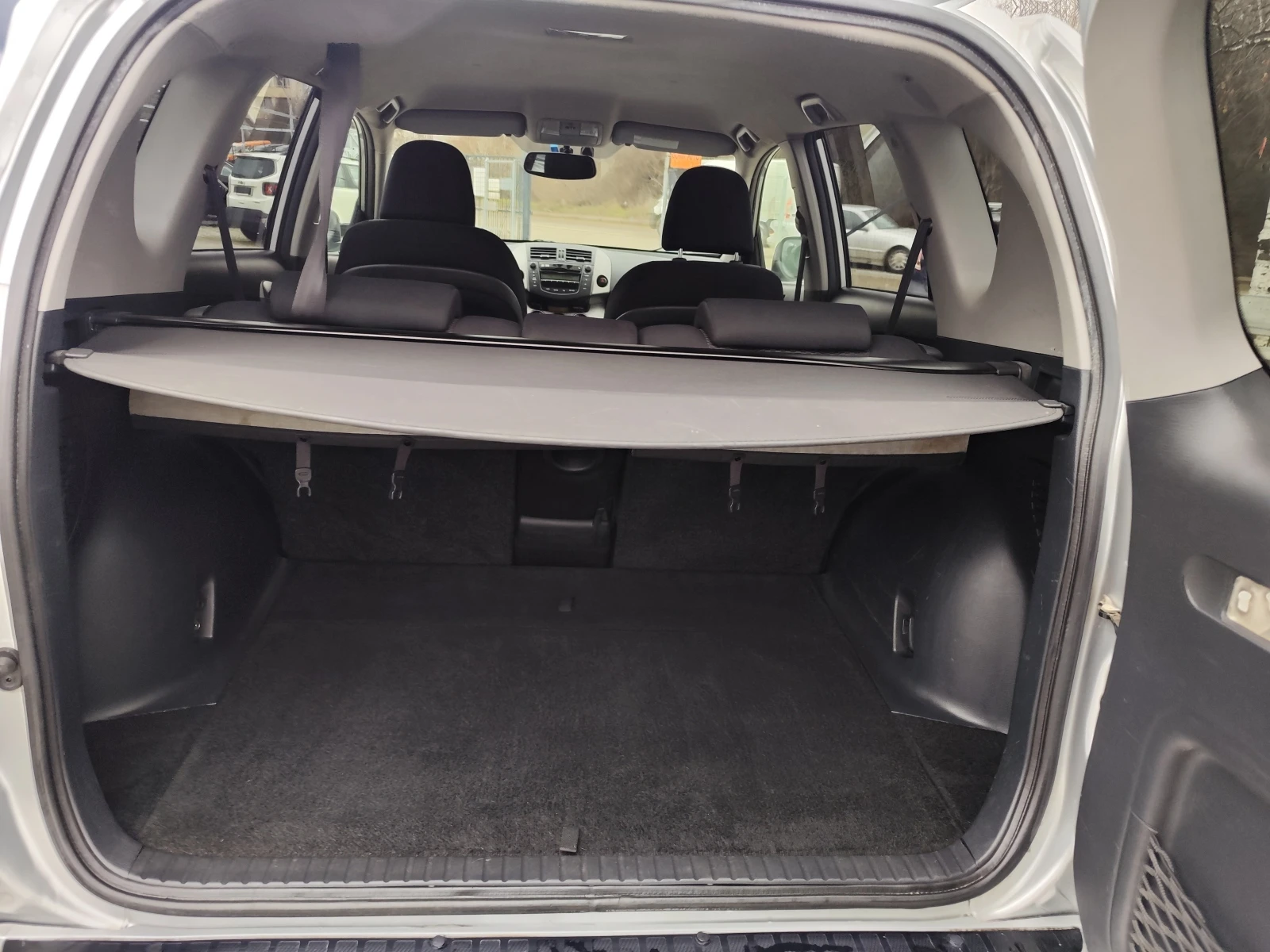 Toyota Rav4 2.2D-4D* CROSSOVER* 4X4* EURO5A*  | Mobile.bg � ����������� 13