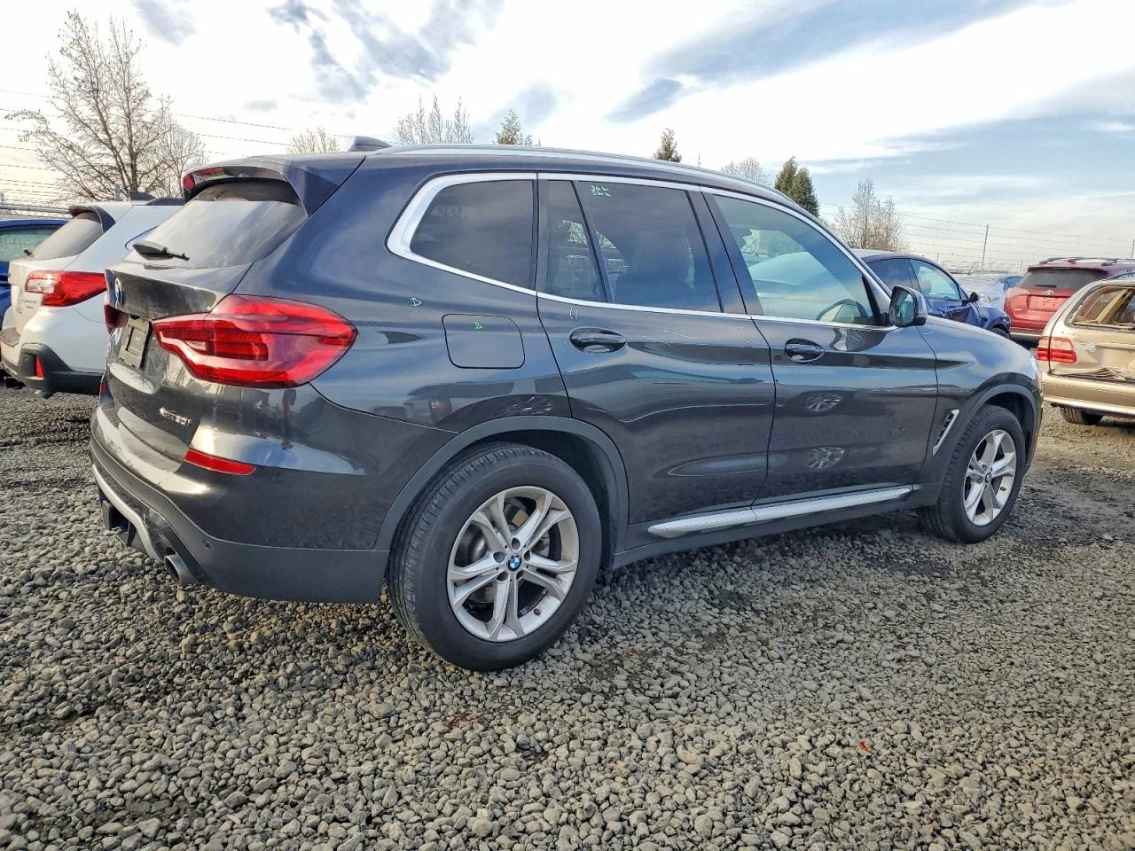 BMW X3 XDRIVE30I* ПОДГРЕВИ* ДИСТРОНИК* LED* KEYLESS*  - изображение 3