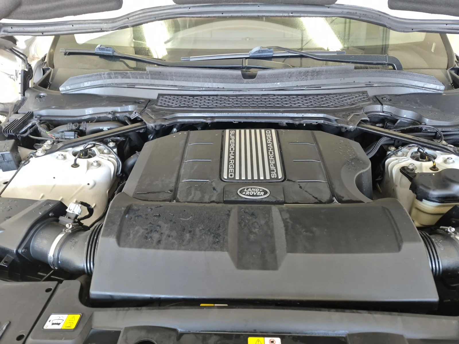 Land Rover Range Rover Sport SUPERCHARGED * * CARFAX * * АВТО КРЕДИТ * * , снимка 9 - Автомобили и джипове - 53784877