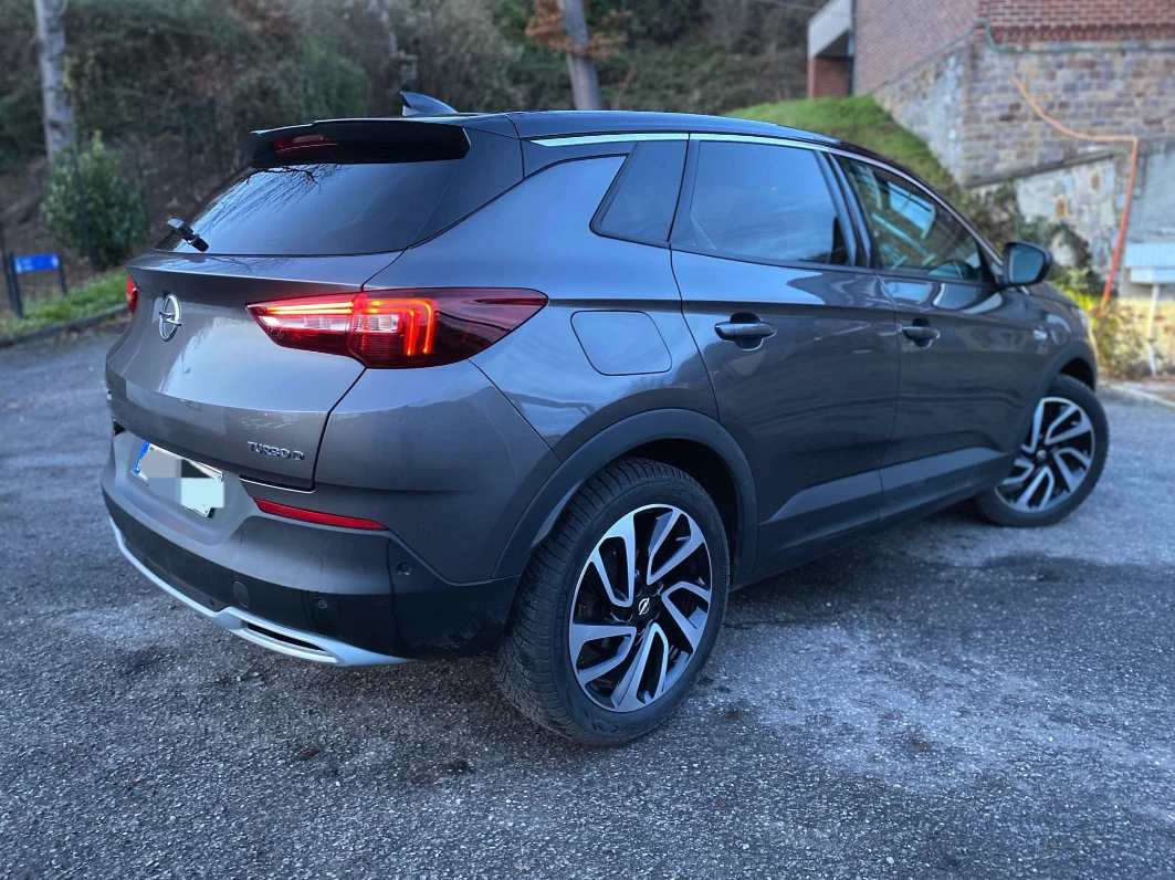 Opel Grandland 1.5 Design Line, снимка 3 - Автомобили и джипове - 53823713