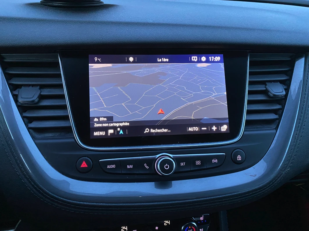 Opel Grandland 1.5 Design Line, снимка 10 - Автомобили и джипове - 53823713