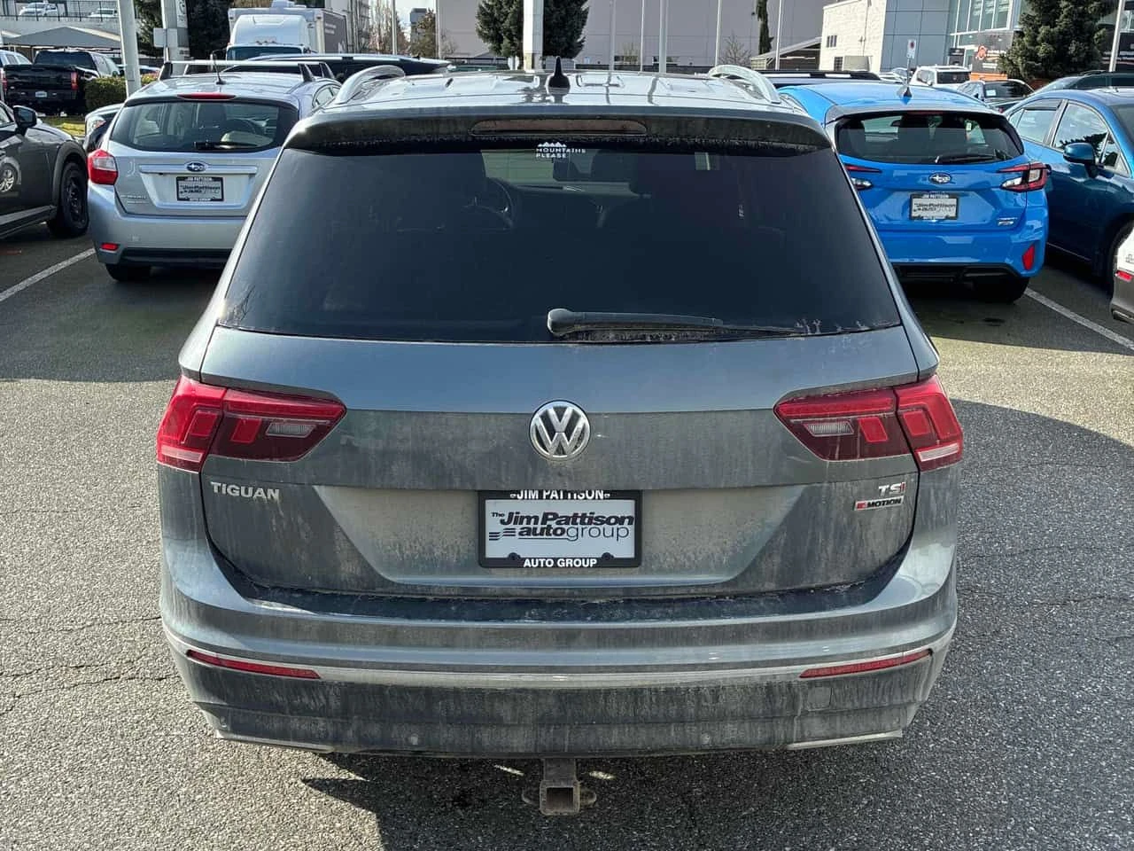 VW Tiguan * Highline * 2 КЛЮЧА* PANO* ПОДГРЕВ* KEYLESS* , снимка 17 - Автомобили и джипове - 53991938
