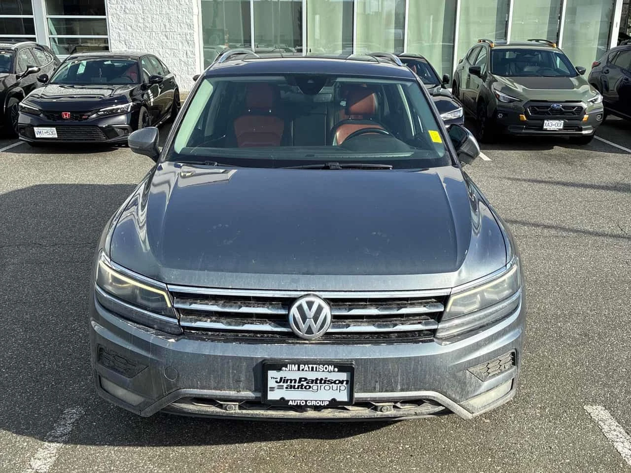 VW Tiguan * Highline * 2 КЛЮЧА* PANO* ПОДГРЕВ* KEYLESS* , снимка 6 - Автомобили и джипове - 53991938