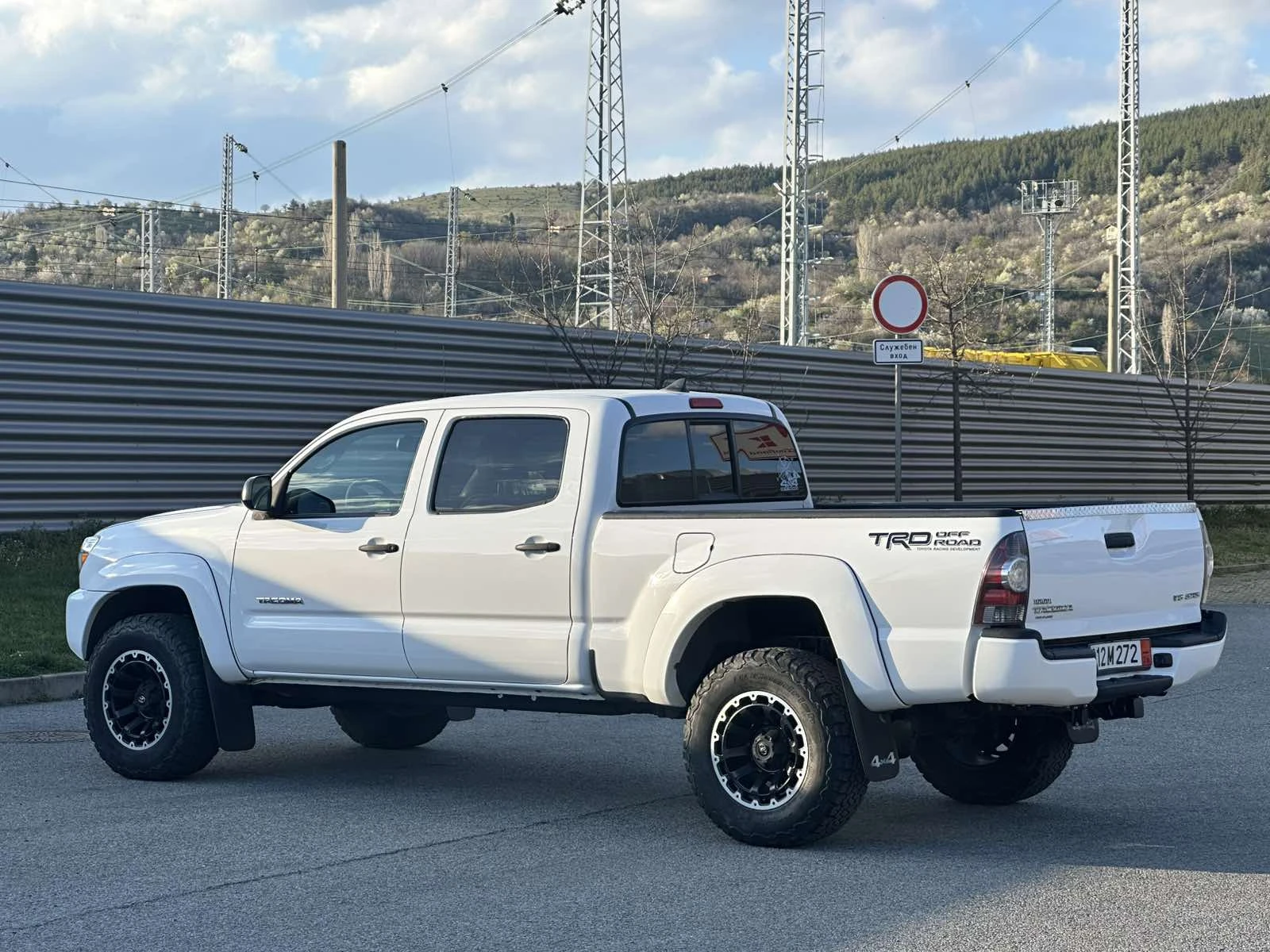 Toyota Tacoma V6 4.0, снимка 6 - Автомобили и джипове - 54159604