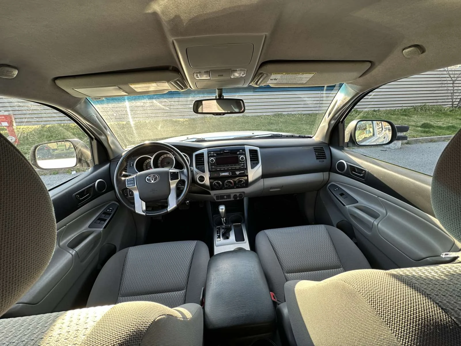 Toyota Tacoma V6 4.0, снимка 10 - Автомобили и джипове - 54159604