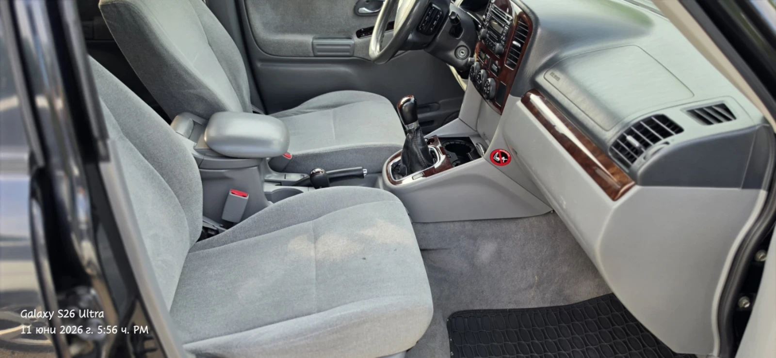 Suzuki XL-7, снимка 12 - Автомобили и джипове - 54870837