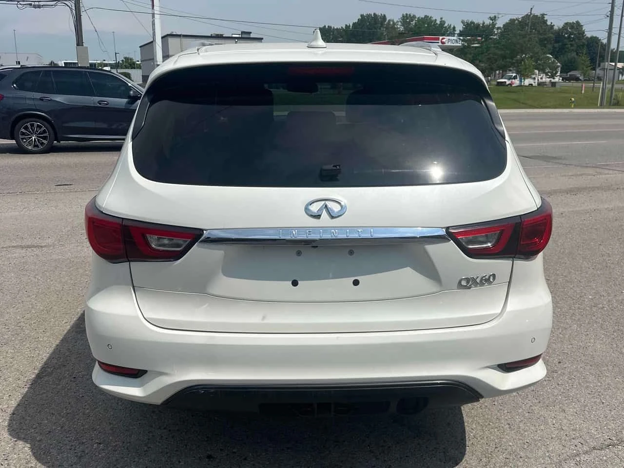 Infiniti QX60 * AWD 4dr * АВТОКРЕДИТ БЕЗ ПЪРВОНАЧАЛНА ВНОСКА* , снимка 4 - Автомобили и джипове - 55093176