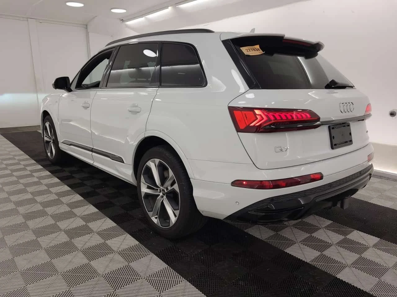 Audi Q7 * PROGRESSIV * CARFAX * От VW * , снимка 4 - Автомобили и джипове - 55690127