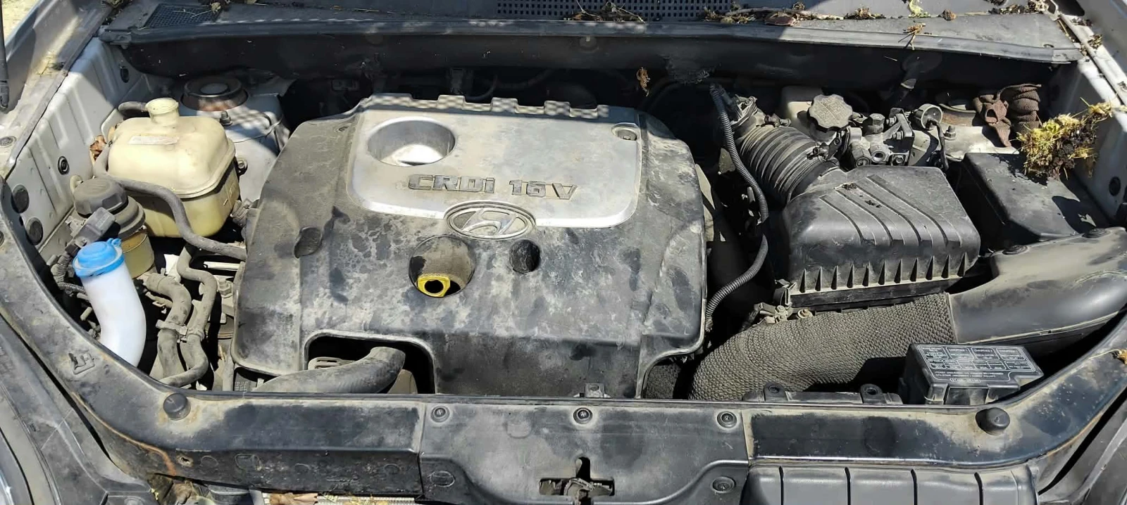 Hyundai Tucson 2.0, снимка 7 - Автомобили и джипове - 55843691