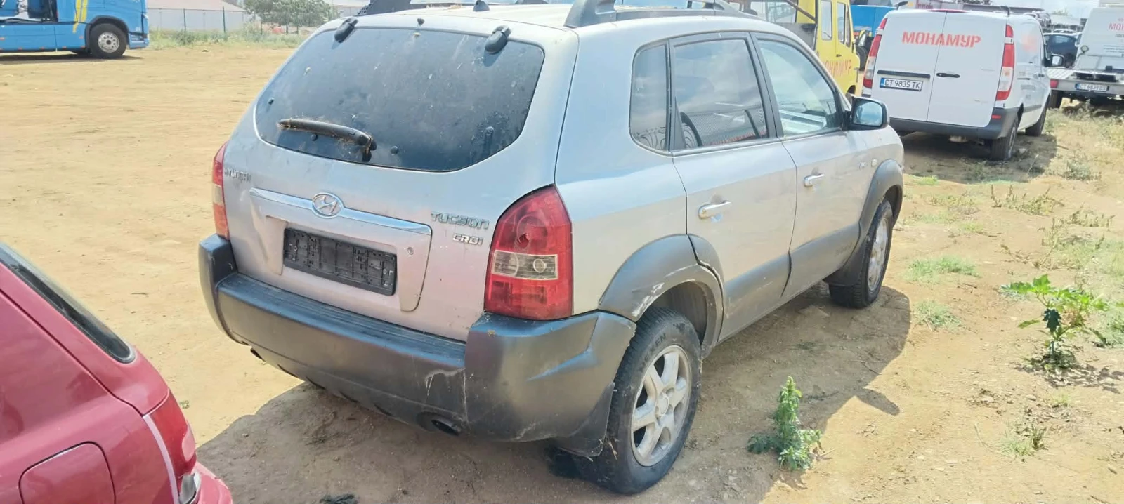 Hyundai Tucson 2.0, снимка 4 - Автомобили и джипове - 55843691