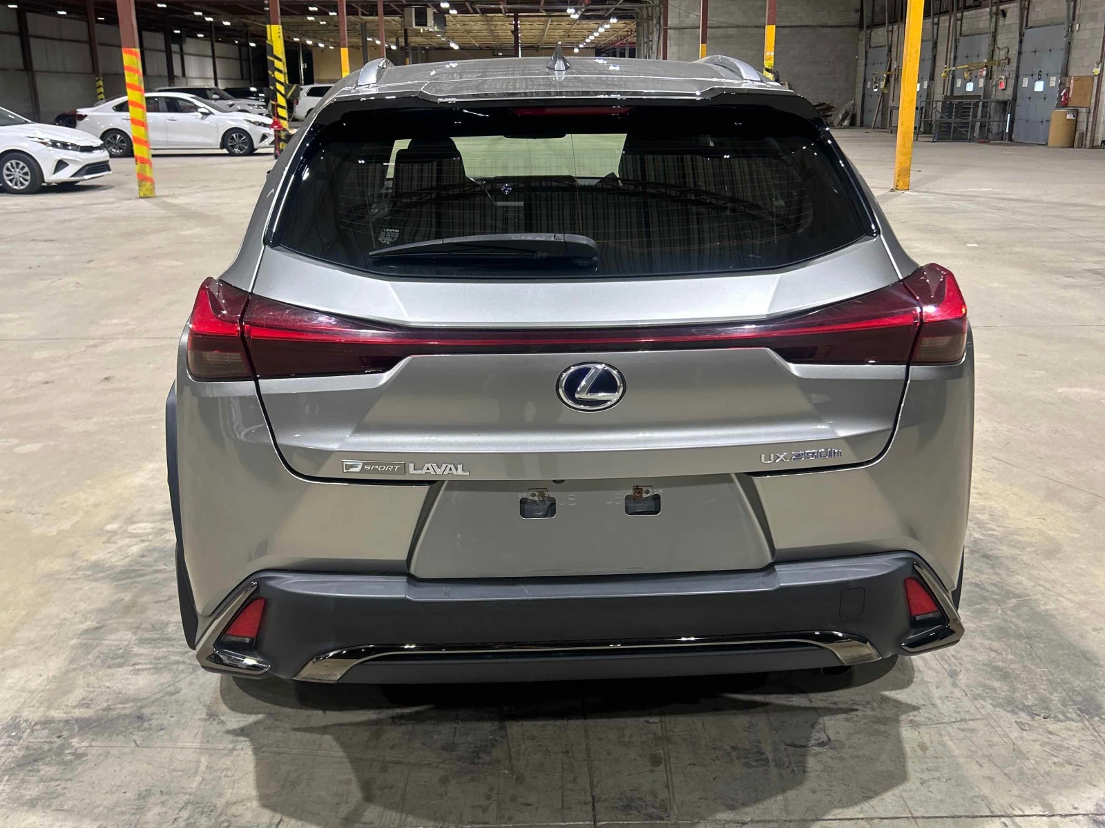 Lexus UX * 250h * CARFAX * ���� �� �� | Mobile.bg � ����������� 5