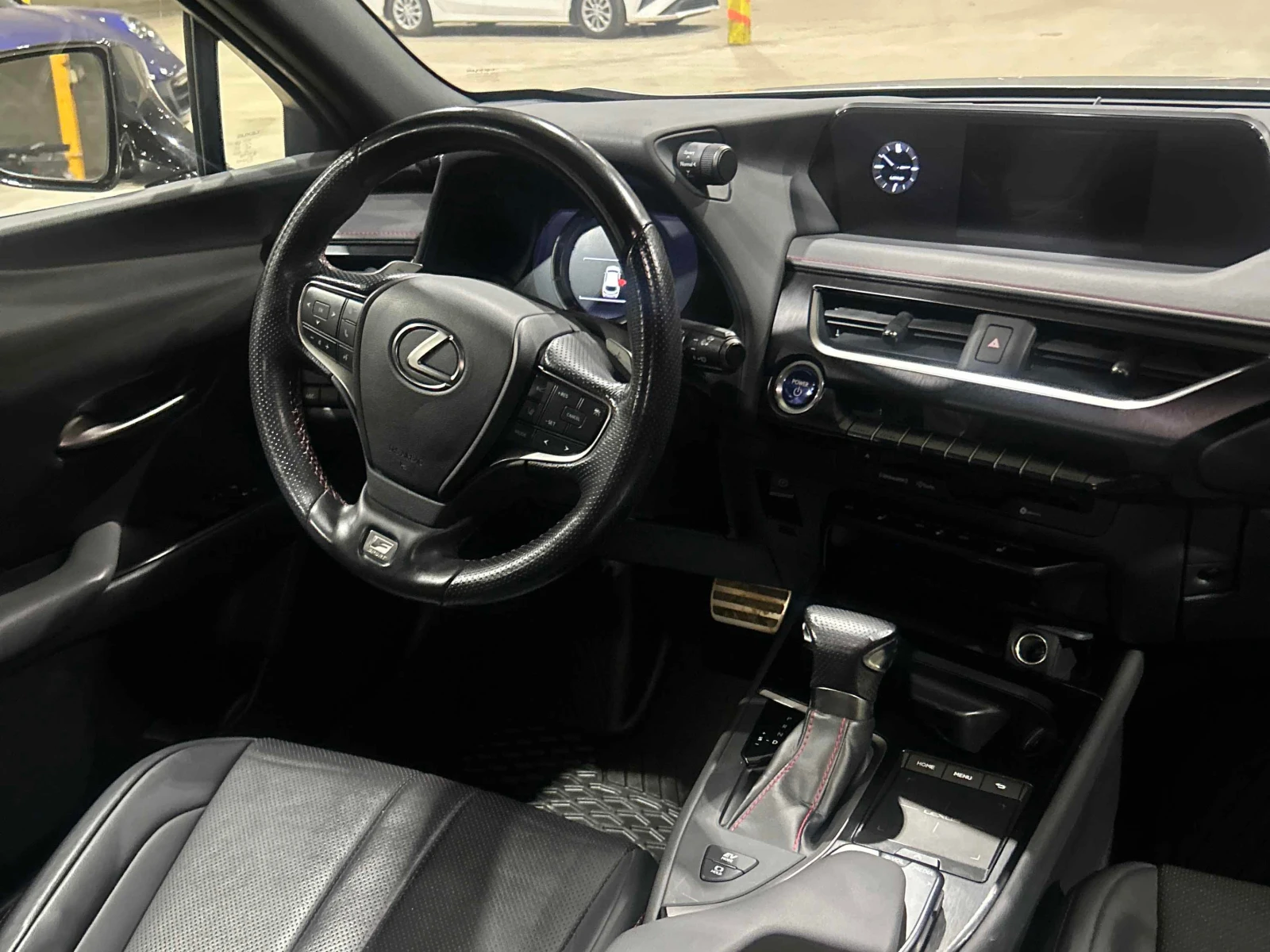 Lexus UX * 250h * CARFAX * ���� �� �� | Mobile.bg � ����������� 7