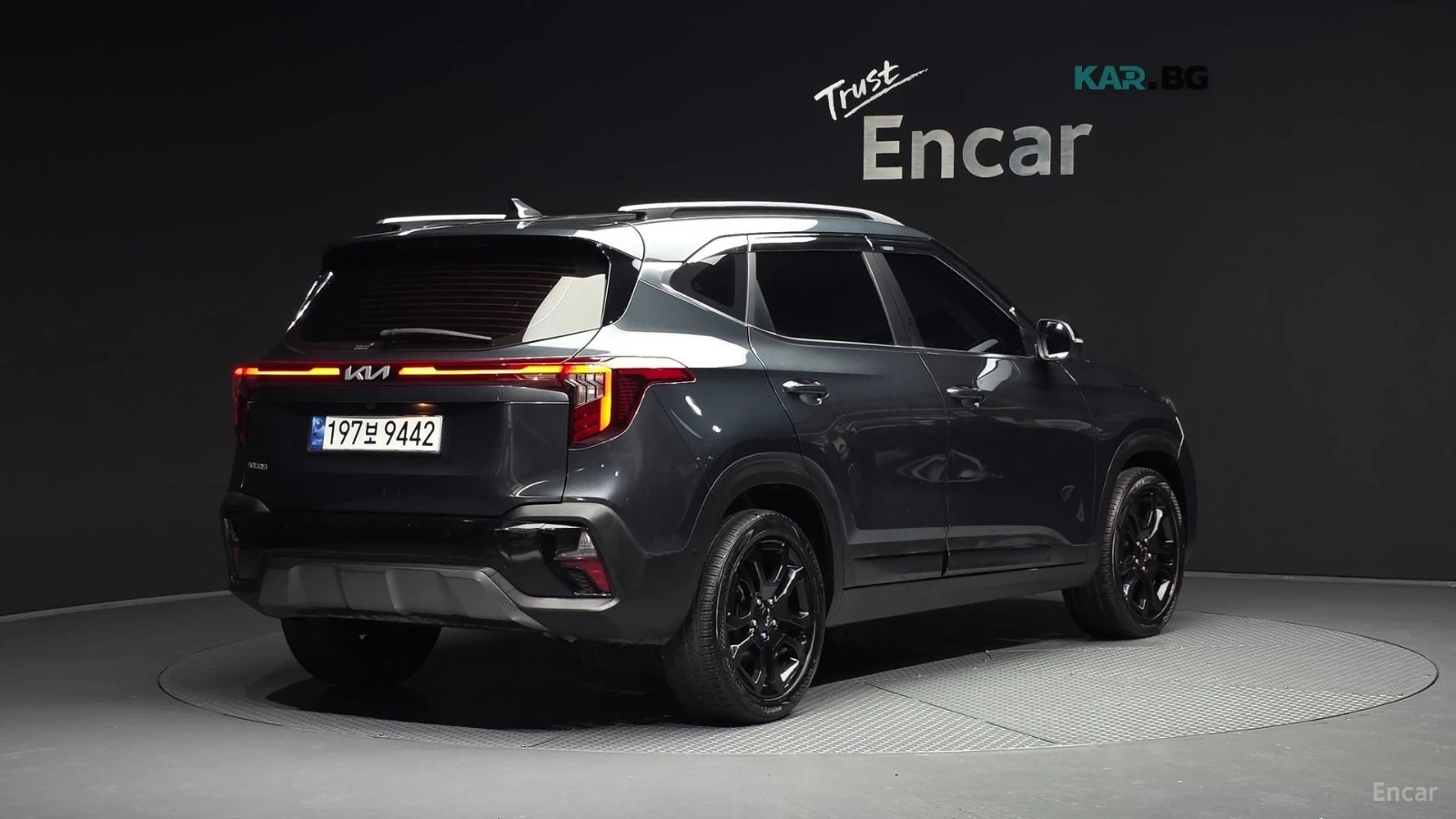 Kia Seltos 1.6T* GRAVITY* КОЖА* ПОДГРЕВ* ОБДУХВАНЕ* 360* , снимка 2 - Автомобили и джипове - 56008689