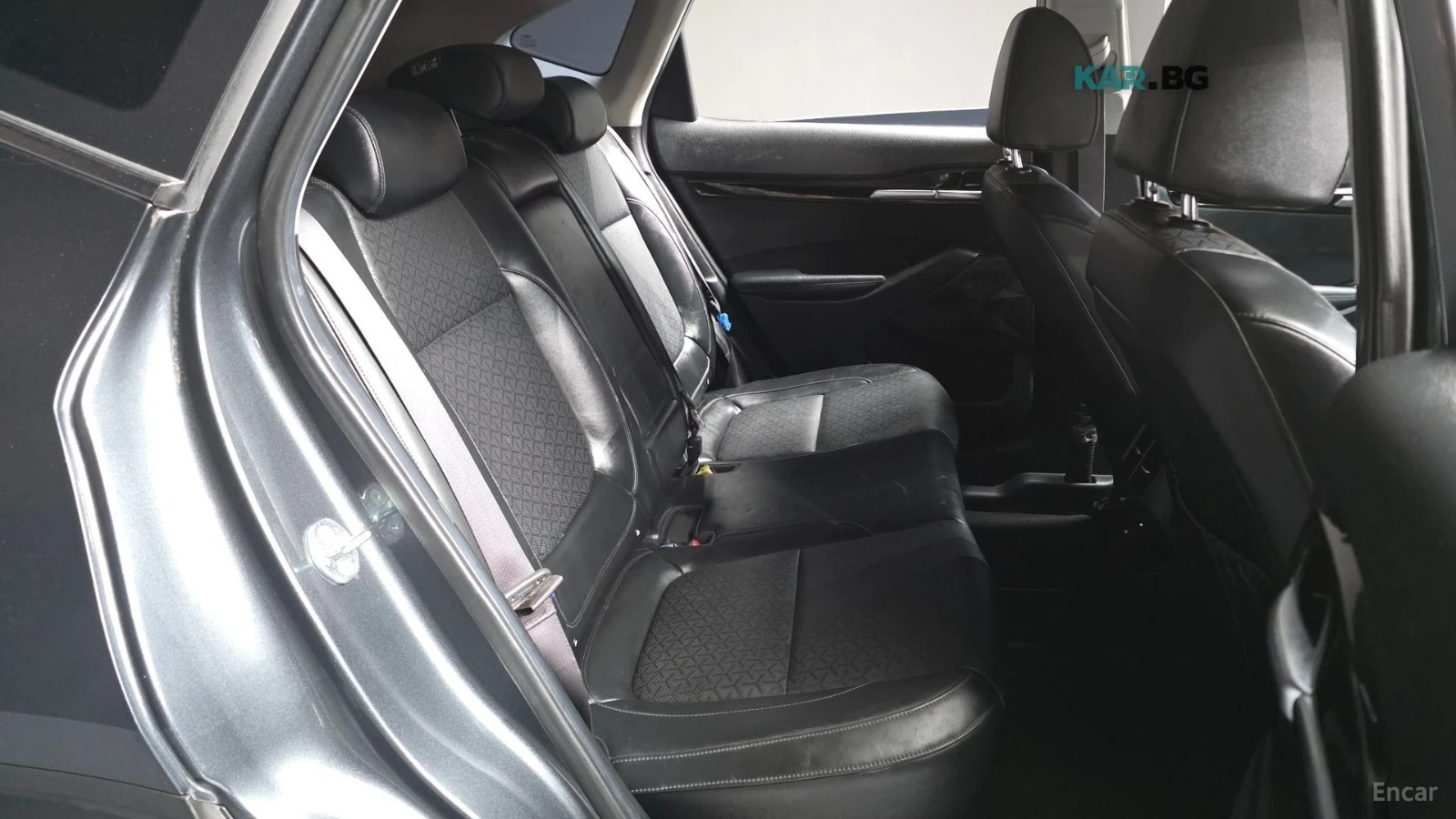 Kia Seltos 1.6T* GRAVITY* КОЖА* ПОДГРЕВ* ОБДУХВАНЕ* 360* , снимка 11 - Автомобили и джипове - 56008689