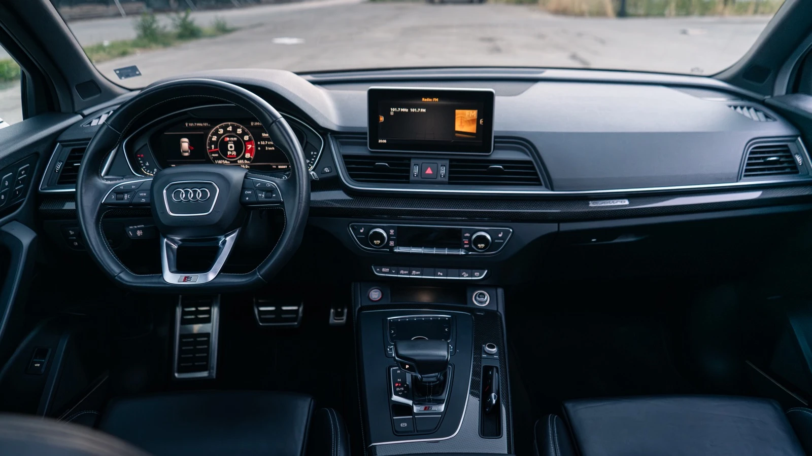 Audi SQ5 3.0 TFSI, снимка 9 - Автомобили и джипове - 56082134