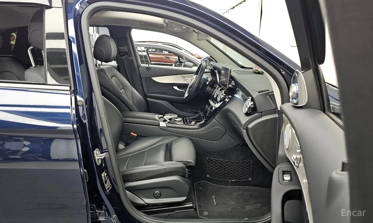 Mercedes-Benz GLC 350e| ПАМЕТ| 360| BURMESTER| DIS| HUD| , снимка 11 - Автомобили и джипове - 56115408