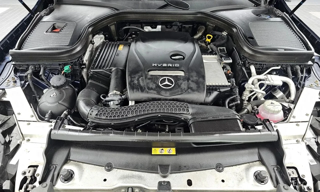 Mercedes-Benz GLC 350e| ПАМЕТ| 360| BURMESTER| DIS| HUD| , снимка 6 - Автомобили и джипове - 56115408