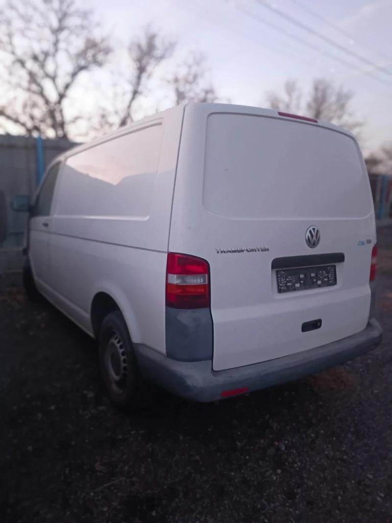 VW T5 2.5, снимка 2 - Бусове и автобуси - 47920117