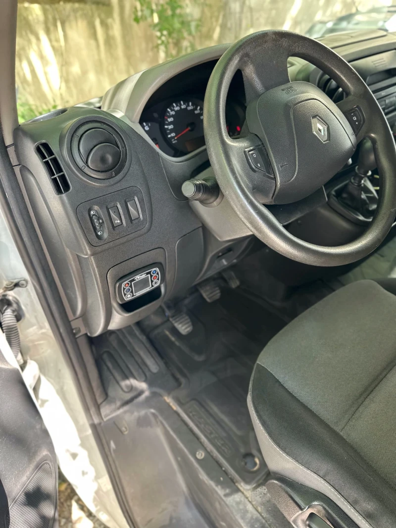 Renault Master, снимка 7 - Бусове и автобуси - 52597931