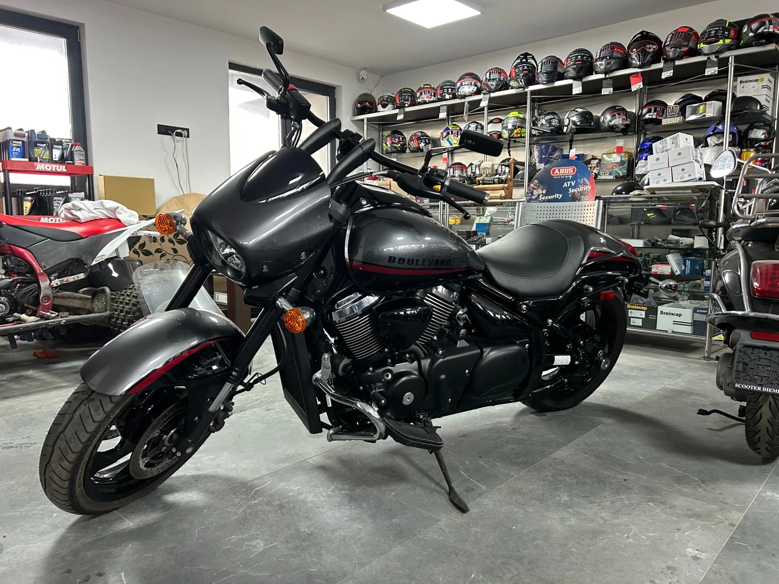 Suzuki Boulevard Лизинг - изображение 7