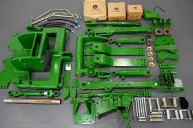 Трактор John Deere навес, снимка 3