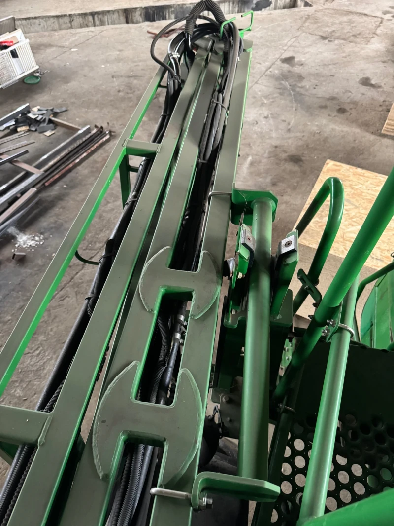 Самоходна пръскачка Друга марка John Deere R 5430i 36m. GPS-AUTOTRACK-BOOMTRACK-, снимка 11 - Селскостопанска техника - 52683189