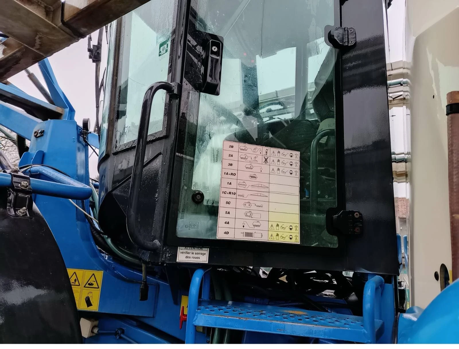 Самоходна пръскачка Matrot Maestria 21/B, снимка 3 - Селскостопанска техника - 53844342