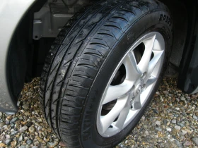 Toyota Yaris 1.4D-4D AVTOMATIK, снимка 16