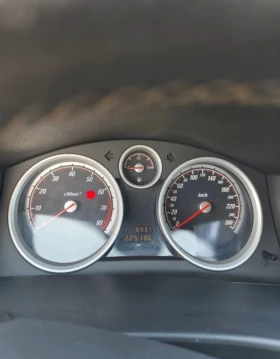 Opel Astra 1.6 GTC, снимка 5
