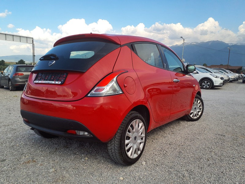 Lancia Ypsilon, снимка 4 - Автомобили и джипове - 46355747