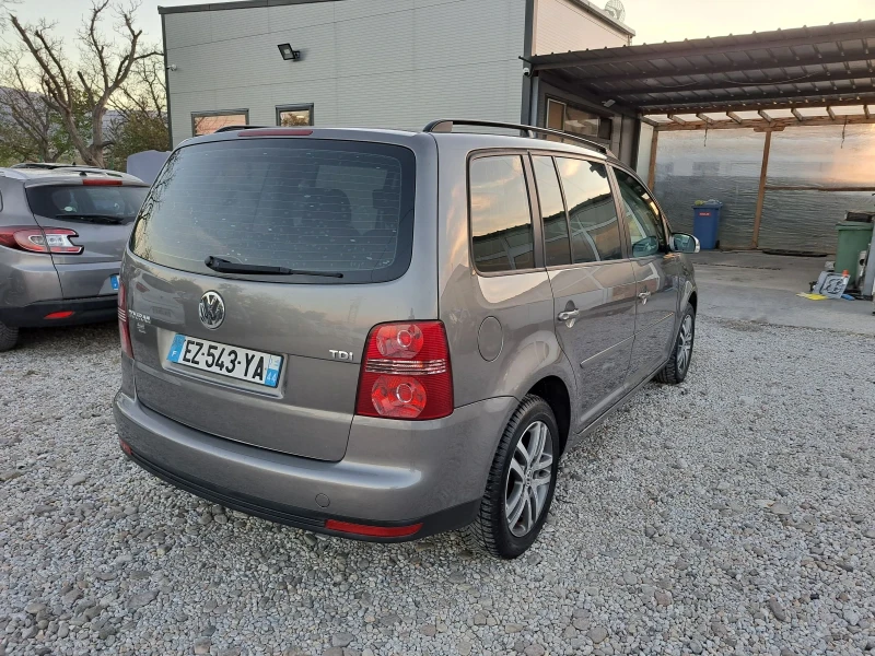 VW Touran 1.9 TDI, снимка 6 - Автомобили и джипове - 47468981