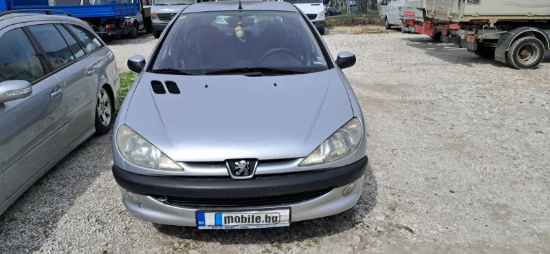 Peugeot 206 1.1i, снимка 1 - Автомобили и джипове - 49467322