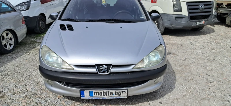 Peugeot 206 1.1i, снимка 5 - Автомобили и джипове - 49467322