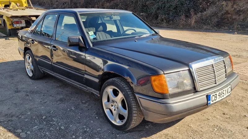 Mercedes-Benz 124 300E 180КС АВТОМАТ, снимка 3 - Автомобили и джипове - 49779042