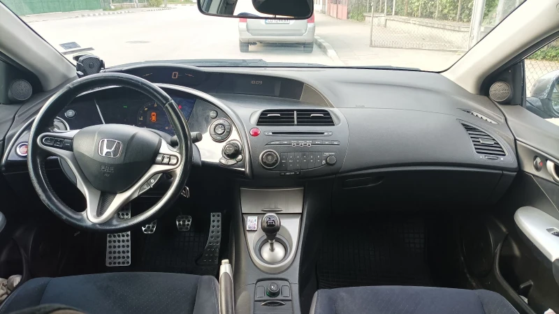 Honda Civic 2.2 CTDI, снимка 10 - Автомобили и джипове - 51763802