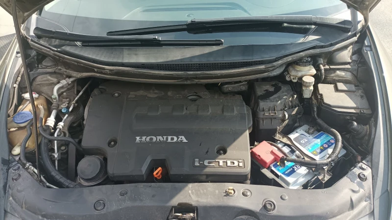 Honda Civic 2.2 CTDI, снимка 7 - Автомобили и джипове - 51763802
