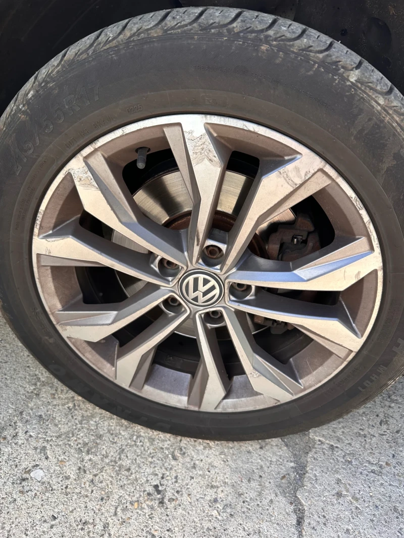 VW Golf 1.6tdi dsg, снимка 13 - Автомобили и джипове - 51899815