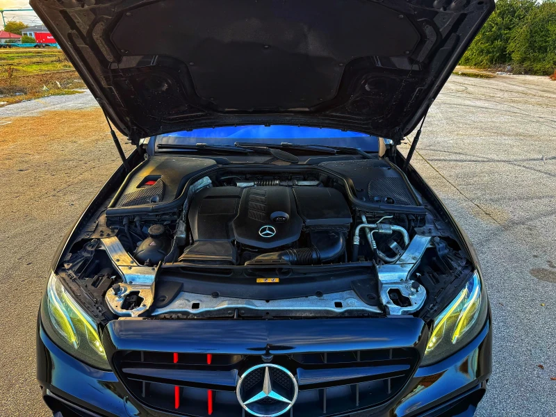 Mercedes-Benz E 220 * FULL AMG* 9G-TRONIC* EXCLUSIVE* DIGITAL* , снимка 14 - Автомобили и джипове - 52191033