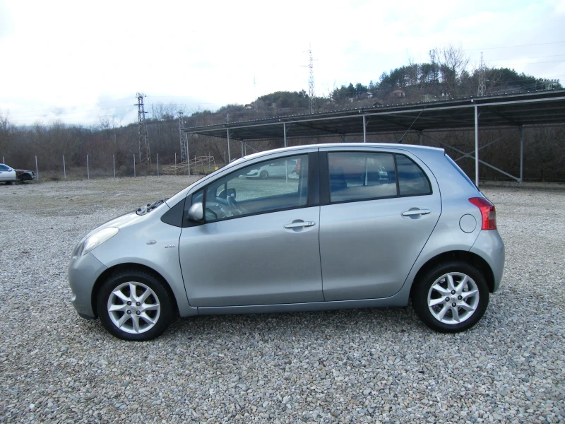 Toyota Yaris 1.4D-4D AVTOMATIK, снимка 6 - Автомобили и джипове - 52148104
