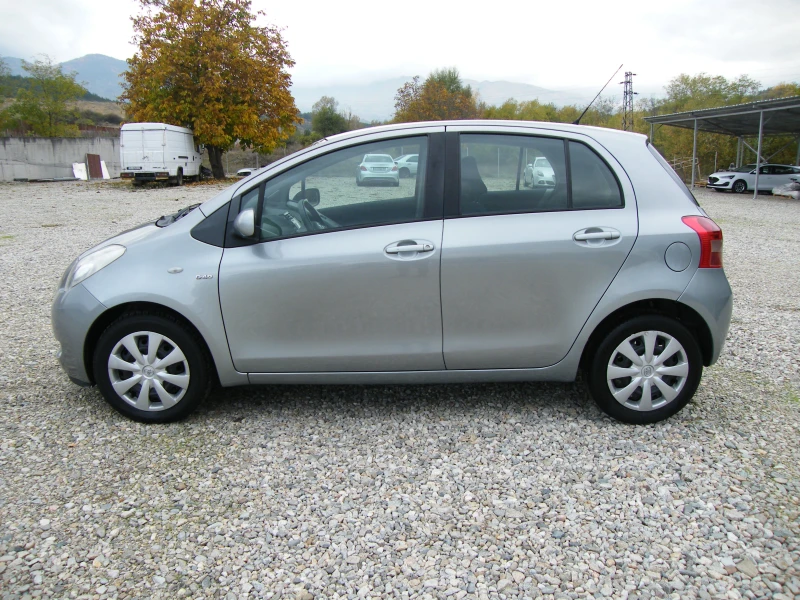 Toyota Yaris 1.4D-4D AVTOMATIK, снимка 6 - Автомобили и джипове - 52148104