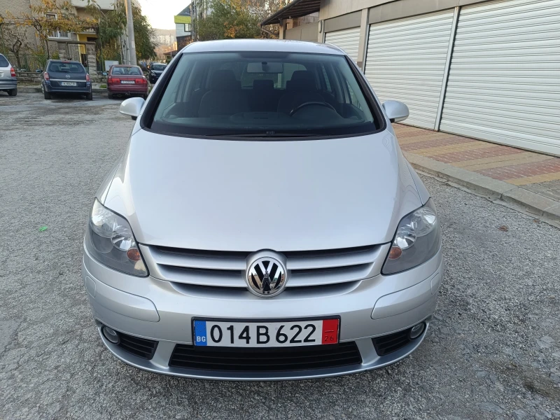 VW Golf Plus 1.6i 102к.с. , снимка 2 - Автомобили и джипове - 52589801