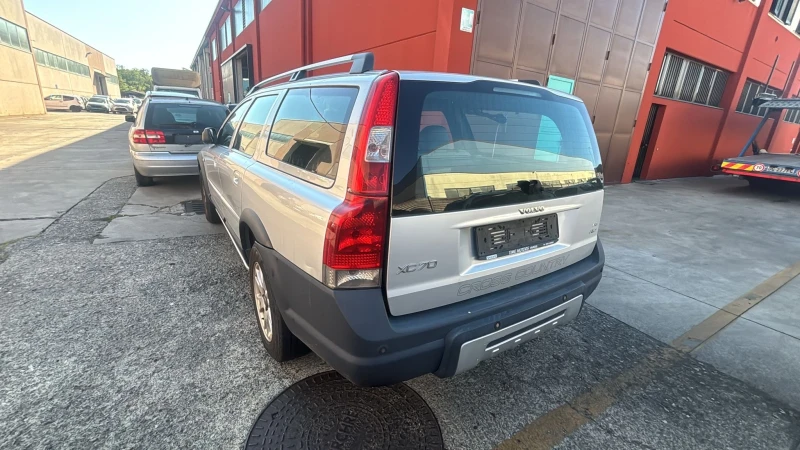 Volvo Xc70 2.4 D5 , снимка 3 - Автомобили и джипове - 52529188