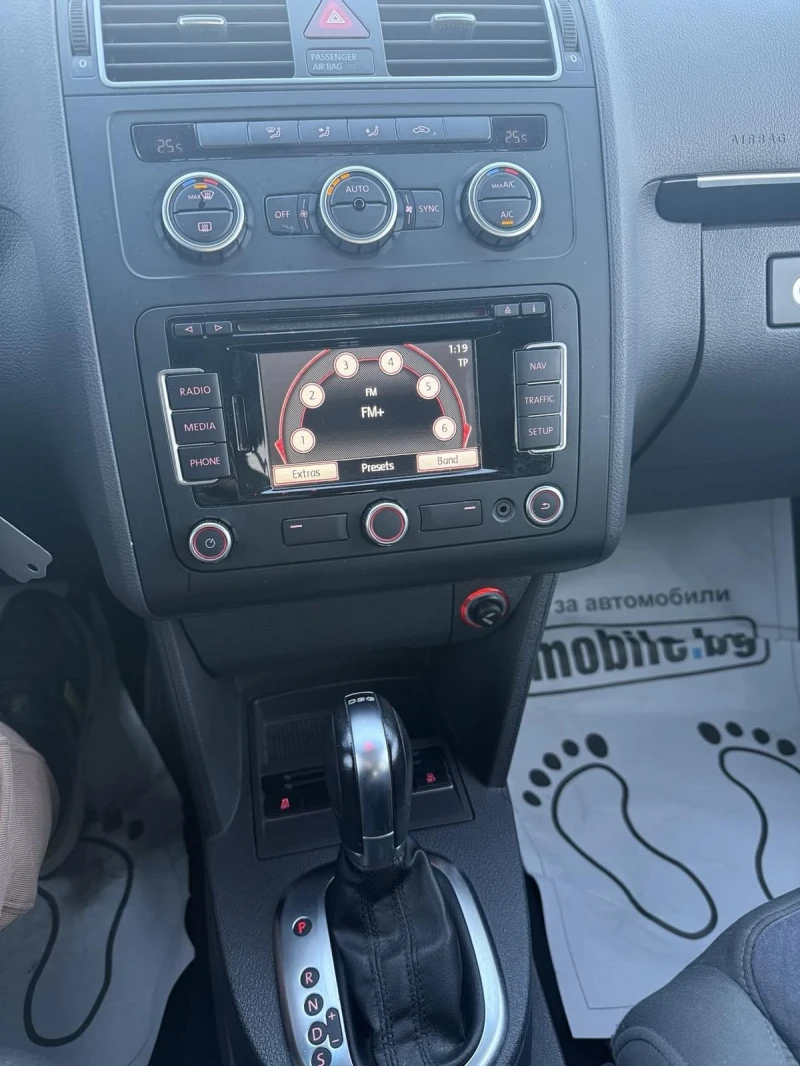 VW Touran 7 места 2.0TDI DSG 106. Хил км, снимка 6 - Автомобили и джипове - 52815188